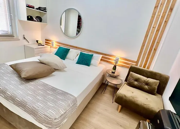 Attico Vista Mareblu דירה